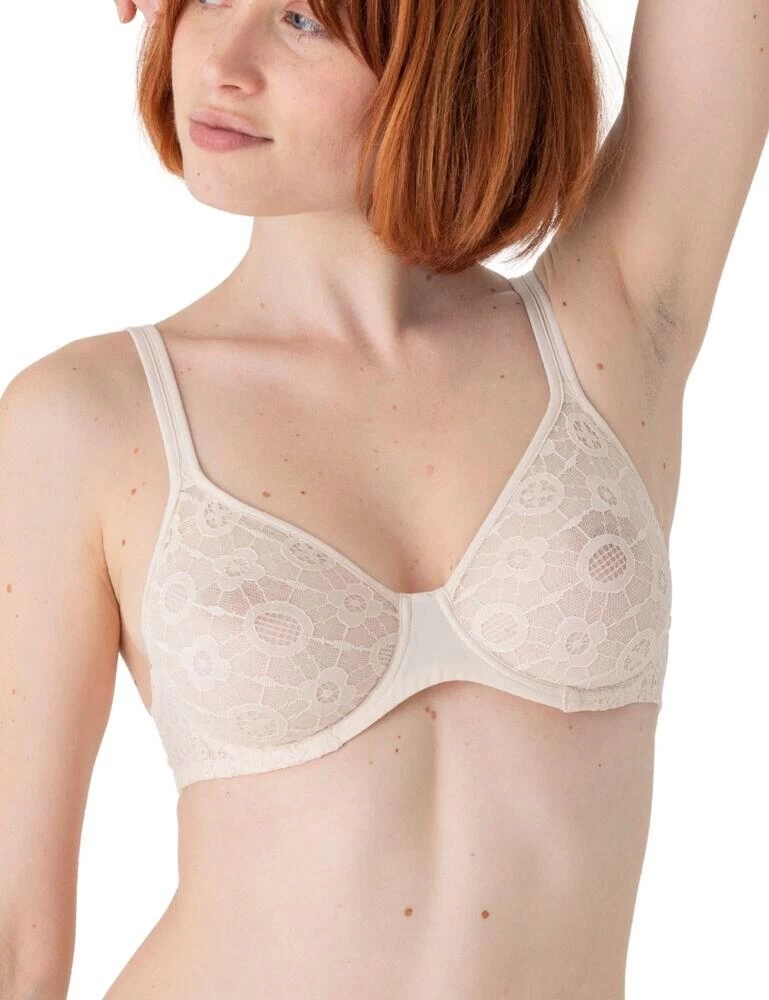 21313 Maison Lejaby Daphne Moulded Underwired Bra - 21313 Milk - Image 3